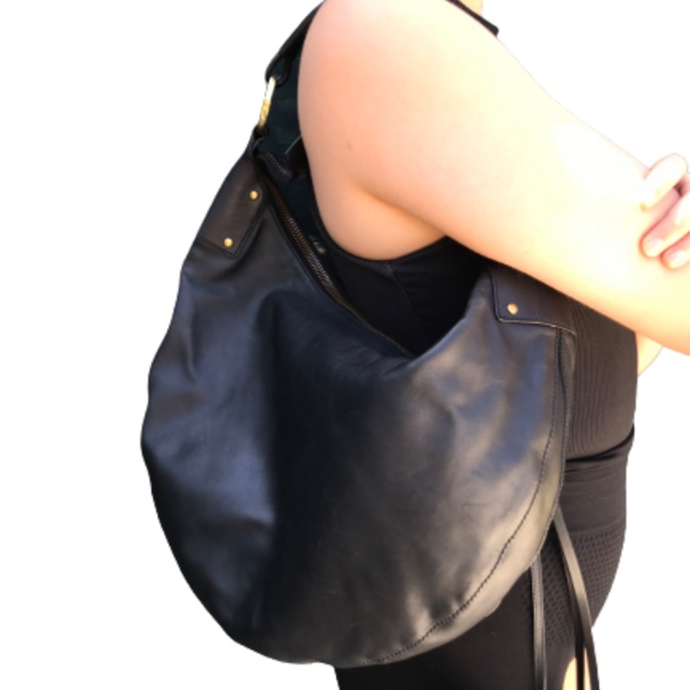 ✨ LIKE NEW ✨ AUTHENTIC GUCCI HOBO TOM FORD BAG